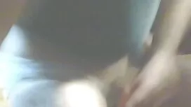 رميت امرأة ناضجة مقل ...