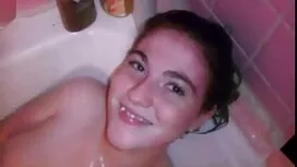 ضرب الأب ابنته المشا ...