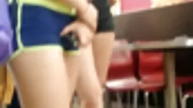 أرادت الأخت أن تمتص  ...