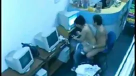 مارست الأم الفقيرة ا ...