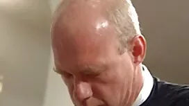 بدأت مع افلام مصريه  ...