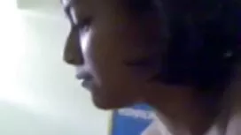 الجمال مع كبير الثدي ...