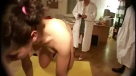 أعطت زوجها اللسان وأ ...