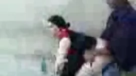 يد ذهبية من فلم سكسي ...