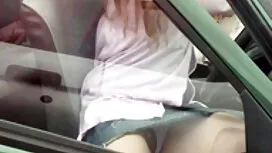 العاطفة لنشوة شقراء  ...